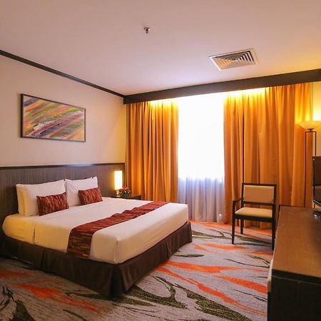 Espira Sri Petaling Hotel Kuala Lumpur Exterior photo