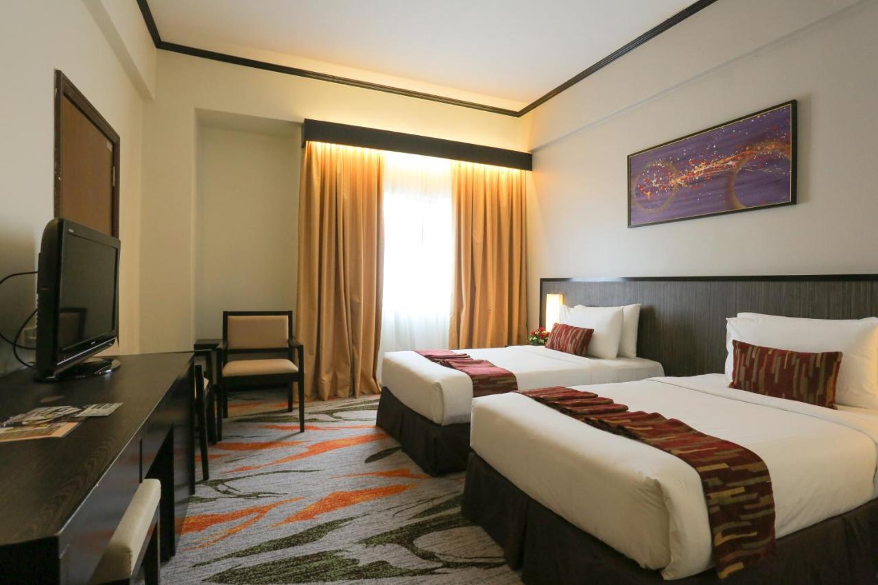 Espira Sri Petaling Hotel Kuala Lumpur Exterior photo